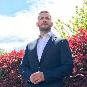 Meet your Posher, Derek